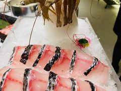 -红鼎豆捞·非遗鲍皇汤火锅(宝丰路店)