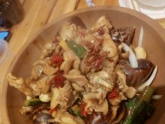 -霄汉牛三鲜湖北砂锅菜(万松园2店)