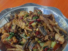 -丹水桥地锅鱼·翘嘴鲌·地方特色全鱼宴(丹江口大坝店)
