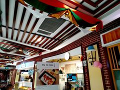 大堂-汇吃汇喝美食街(上海建发浦悦荟广场店)