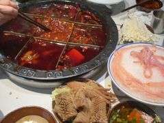 红汤小锅-卤校长老火锅(杨家坪直营店)