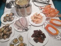 -领鲜活海鲜榴莲自助火锅(东门店)