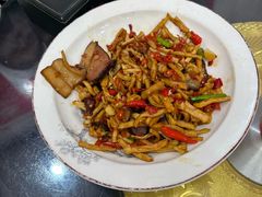 -湖南人家湘菜馆(镇江路店)
