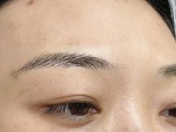 -一个差评成就的纹眉店