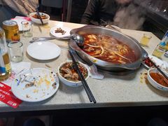 -火辣辣美蛙鱼头自助火锅(仁和路店)