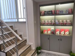 -咪咪专业脱毛连锁机构