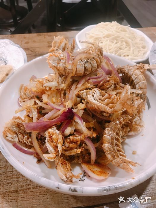 热气涮羊肉羊蝎子椒盐虾菇图片