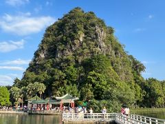 -星湖旅游景区七星岩