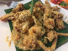 -大树下海鲜饭店