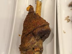 烤小羊腿-伊祥·敦煌楼