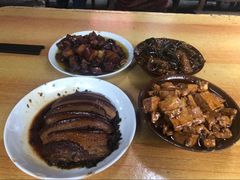 -十一街苍蝇馆子转经消江湖菜(九眼桥十一街店)