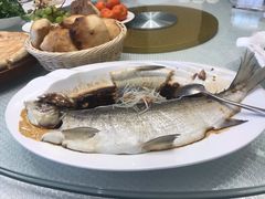 天山冷水鱼-巴扎美食·新疆菜·西域歌舞表演餐厅(新疆大厦店)