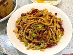 -汗腾格里·风味餐厅(新疆驻京办店)