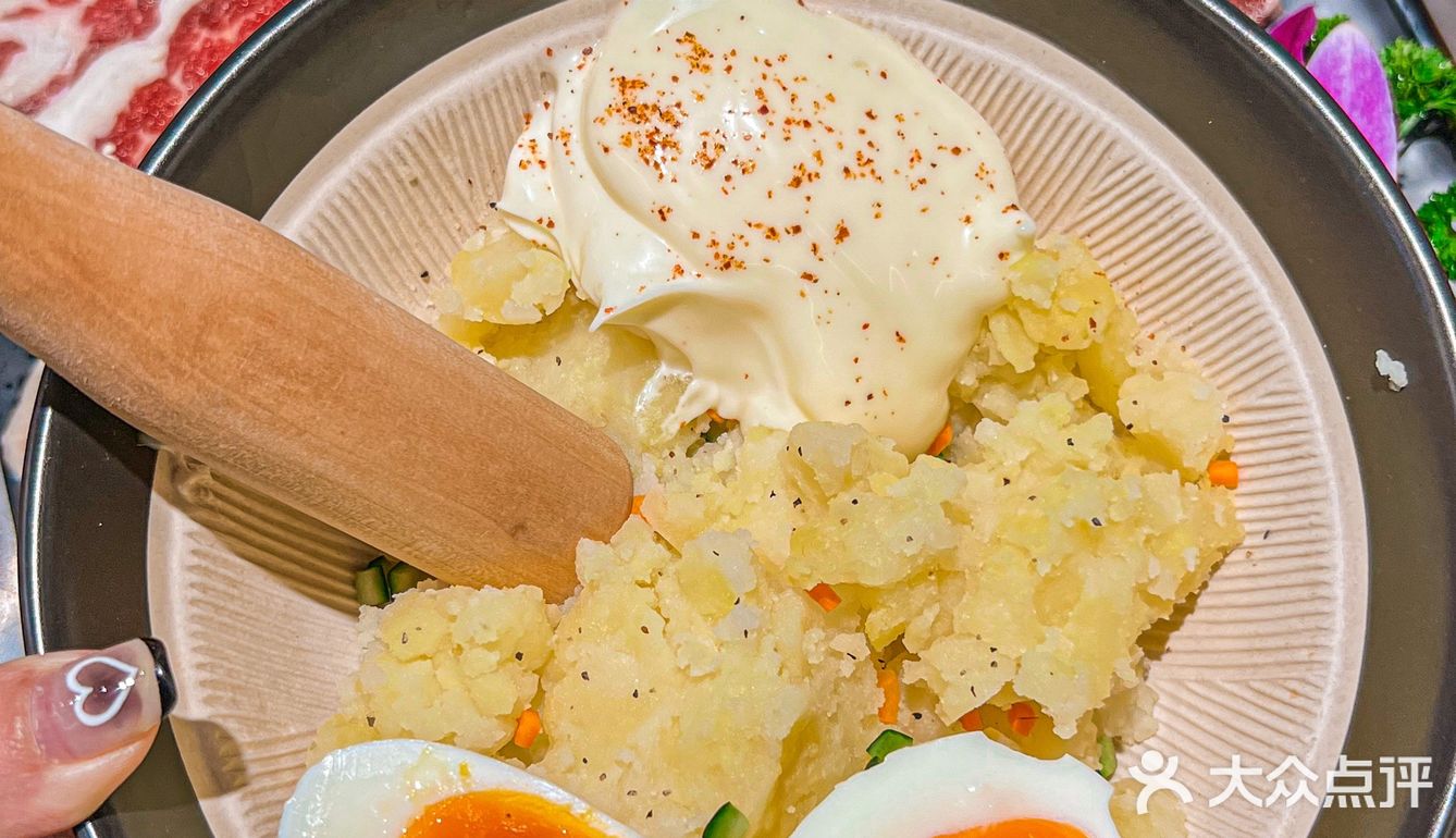 苏州的！！吃了一次就想n刷的泥炉烤肉🥓