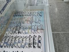 -宝视友眼镜·蔡司依视路(同德悦中心店)