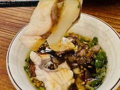 -正能量脆肉鲩火锅
