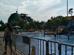 -欢乐水魔方水世界