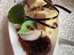 -Salon de Ville浦江汇(上海外滩华尔道夫酒店店)