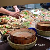 富硒水砂锅海鲜粥好香哦！