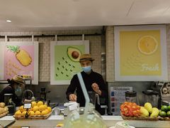 -每日新鲜水果吧(芮欧百货店)