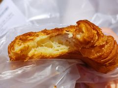 羊角起酥-巴黎贝甜(大宁国际商业广场店)