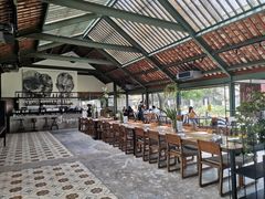 -喜洲吧·江畔老船厂·庭院餐厅(喜临院店)