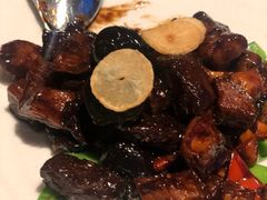 松茸安格斯牛肉粒-环球港凯悦 · 享悦中餐厅