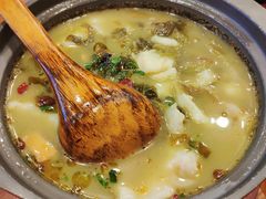 -周鱼小馆石锅酸菜鱼(活力汇店)