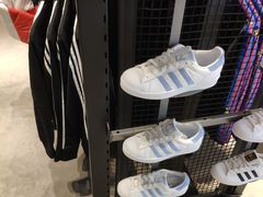 -adidas(印象城购物中心店)