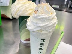 牛油果巴旦木酸奶昔-迷客夏Milksha(圆融天幕店)