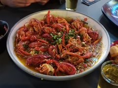 -何师烧烤Pro ·江湖川菜·小龙虾·精酿(太古里旗舰店)