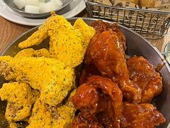 -BHC炸鸡(明洞总店)