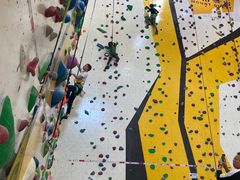 -问山MountQuest攀岩馆