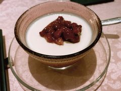 红豆双皮奶-囍凤楼·粤菜·点心·火锅(温特莱店)