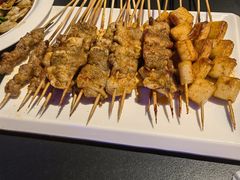 -粉墨特色菜·烧烤音乐酒馆