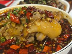-李双猪·小龙虾·烧烤·羊肉煲(乐山店)