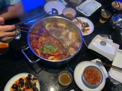 -唯爱KTV聚会餐厅(仙林东城汇店)