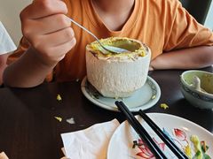 -大头虾越式风味餐厅(光明广场店)