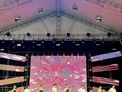 -巨鹏飞梦幻海岸