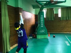 -呈康体育青少年篮球培训班(虹口店)