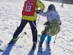 -华彬猛犸滑雪场