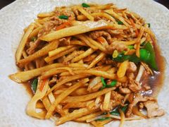 茭白肉丝-75幢私房菜馆