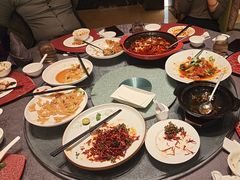 -粤尚腾香居中餐厅(首都机场希尔顿店)