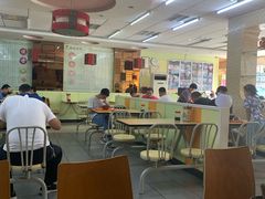 大堂-亮亮拉面(师范路店)