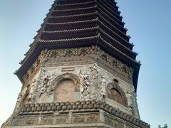 -玲珑塔公园