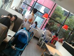 -必胜客(武汉欢乐谷店)