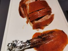 酥不腻烤鸭-小大董·烤鸭(观景餐厅·南京西路店)