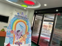 -雅悦齿科(顾村公园店)
