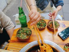 -拐枣巷小串串(财大店)