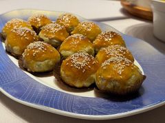 蜜汁叉烧酥-新雅(丰盛里店)